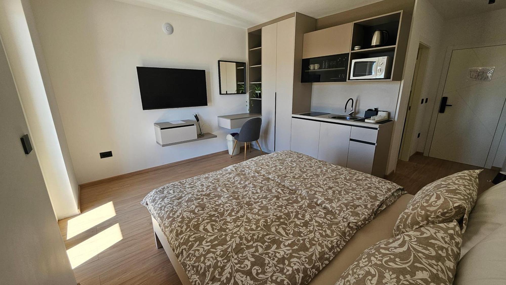 Richi Rooms & App Funtana Buitenkant foto
