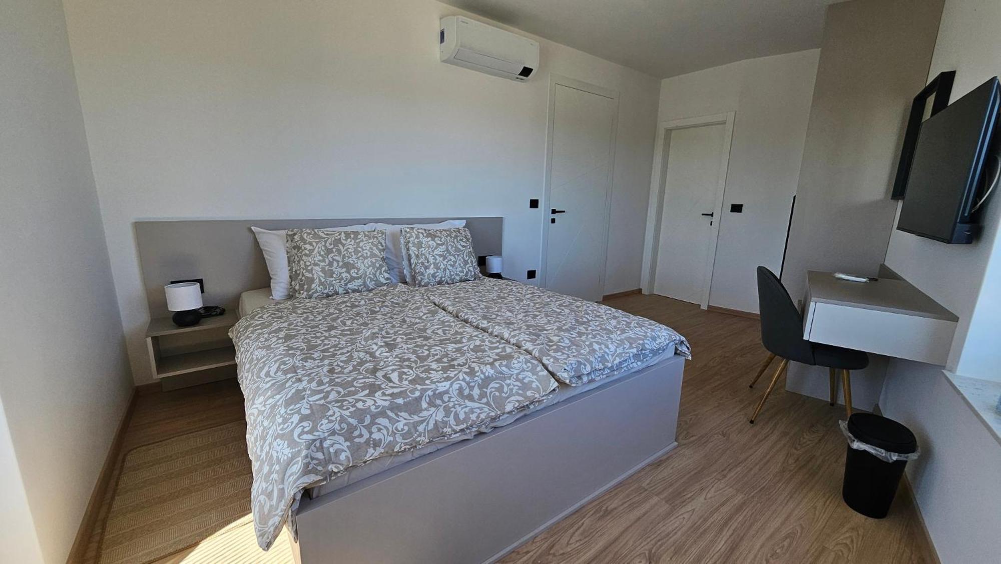 Richi Rooms & App Funtana Buitenkant foto