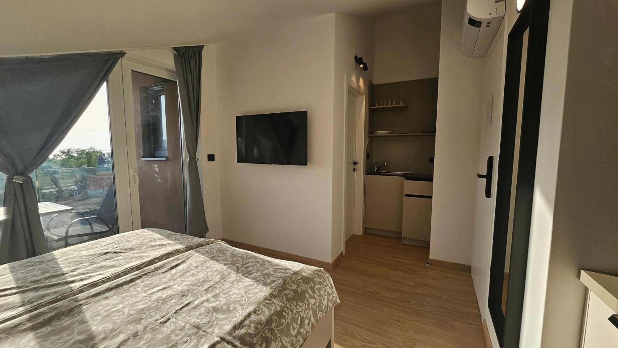 Richi Rooms & App Funtana Buitenkant foto