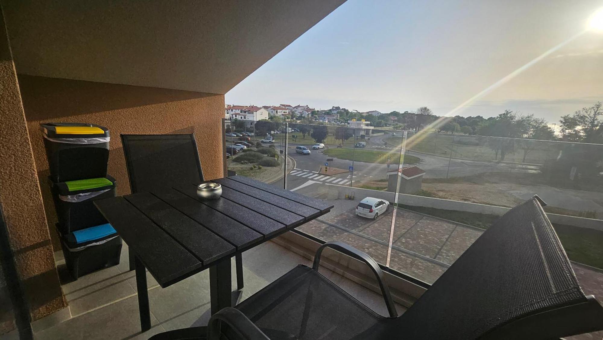 Richi Rooms & App Funtana Buitenkant foto